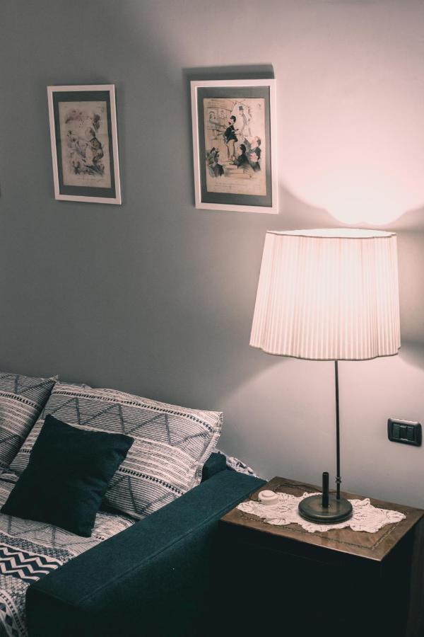 La Casa Del Nespolo, 2 Terrazzi E 2 Bagni In Centro Διαμέρισμα Νάπολη Εξωτερικό φωτογραφία