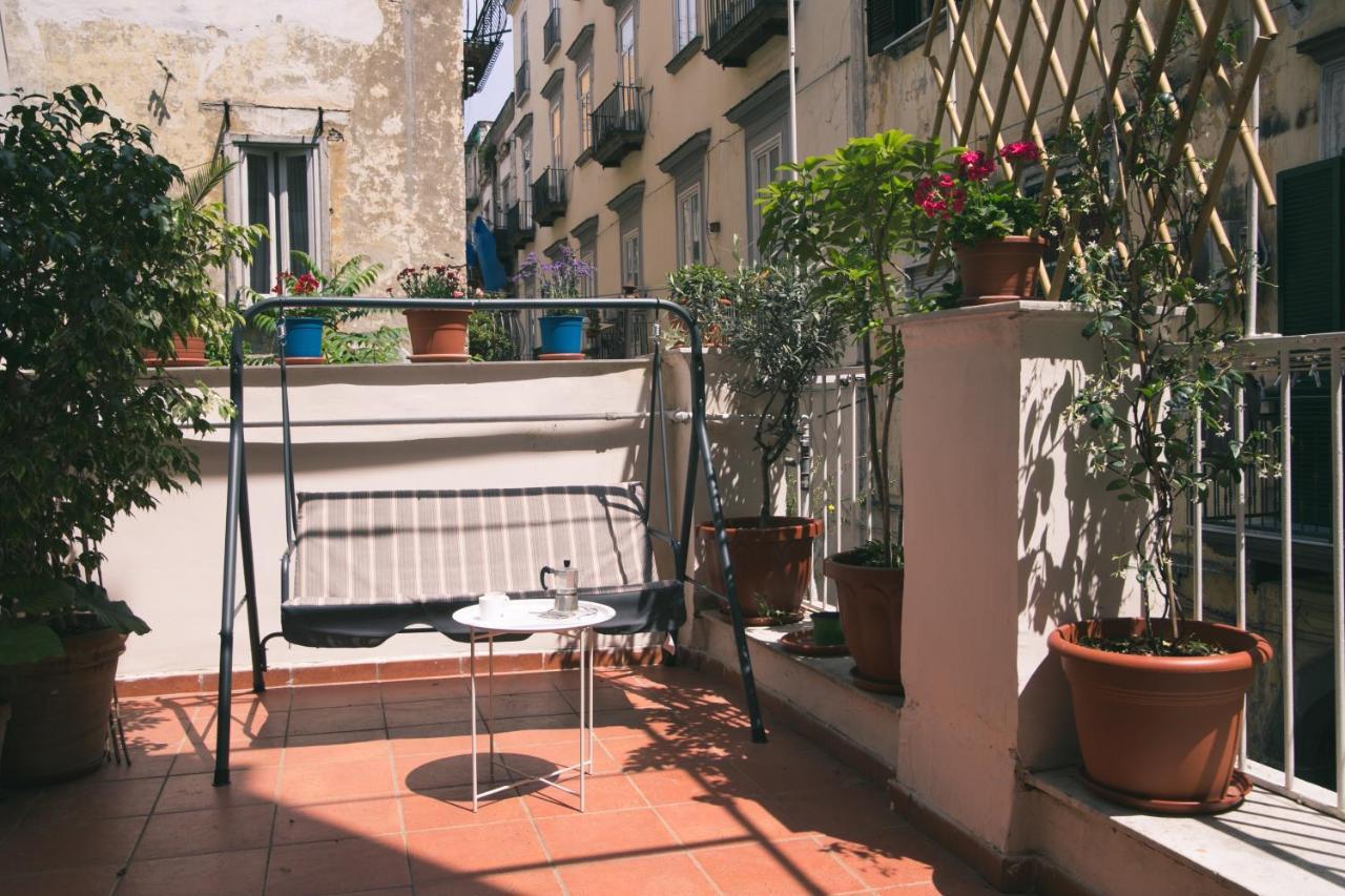 La Casa Del Nespolo, 2 Terrazzi E 2 Bagni In Centro Διαμέρισμα Νάπολη Εξωτερικό φωτογραφία