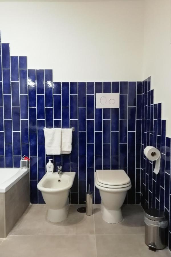 La Casa Del Nespolo, 2 Terrazzi E 2 Bagni In Centro Διαμέρισμα Νάπολη Εξωτερικό φωτογραφία