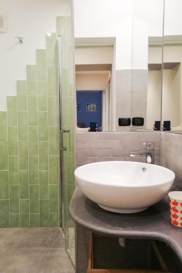 La Casa Del Nespolo, 2 Terrazzi E 2 Bagni In Centro Διαμέρισμα Νάπολη Εξωτερικό φωτογραφία